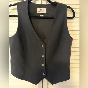 Aritzia Babaton Black Vest Size 4